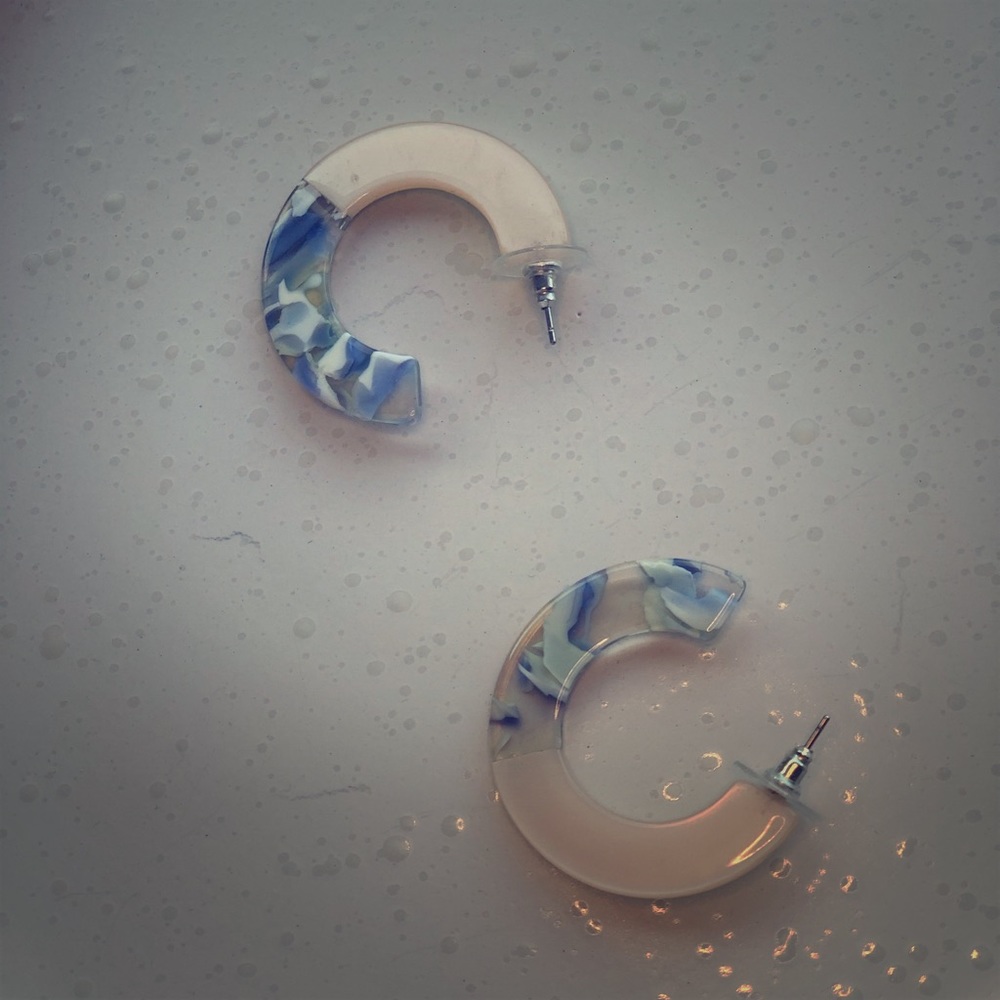 Earings
